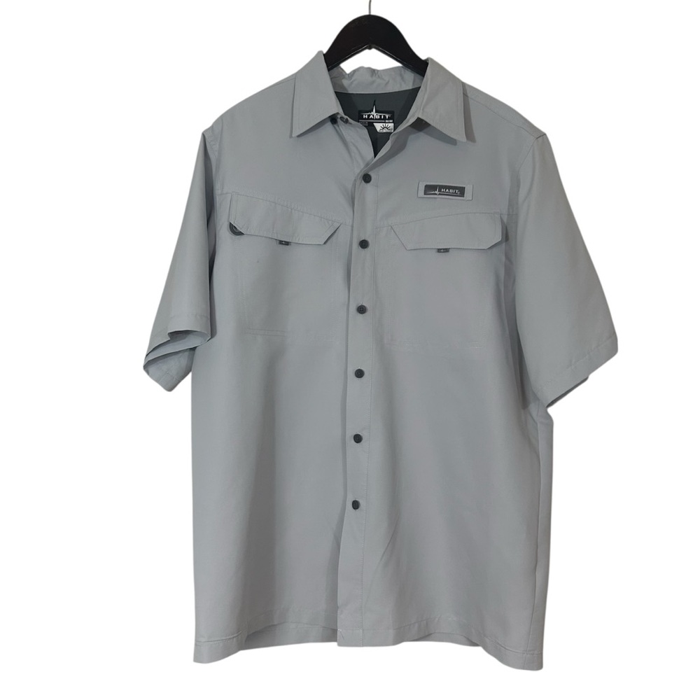 Habit Men's Light Gray Casual Button Down fishing Shirt